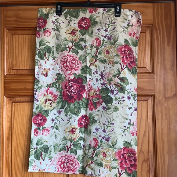 Ralph Lauren Standard Pillowcase Allison Pattern - Picture 2 of 4